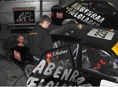 Air-jack's fin trimmes på Mercedes AMG bemærk nu F. Nielsen, ex. Ellmies